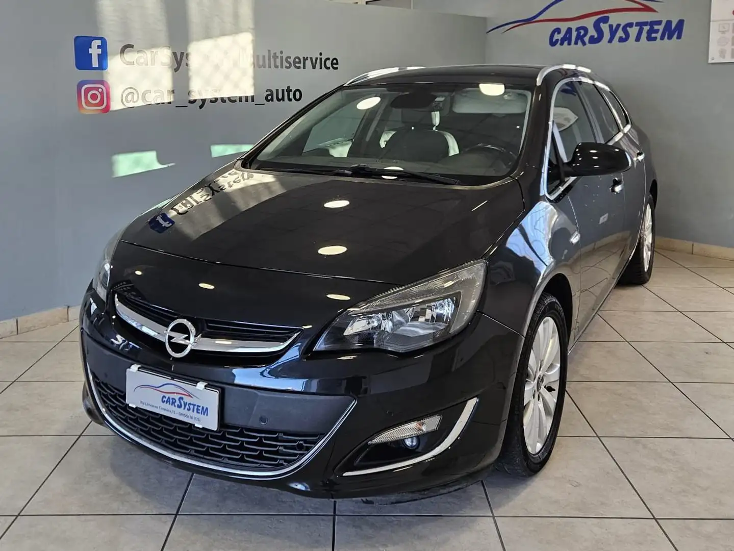 Opel Astra Astra Sports Tourer 2.0 cdti Cosmo 165cv auto Black - 1