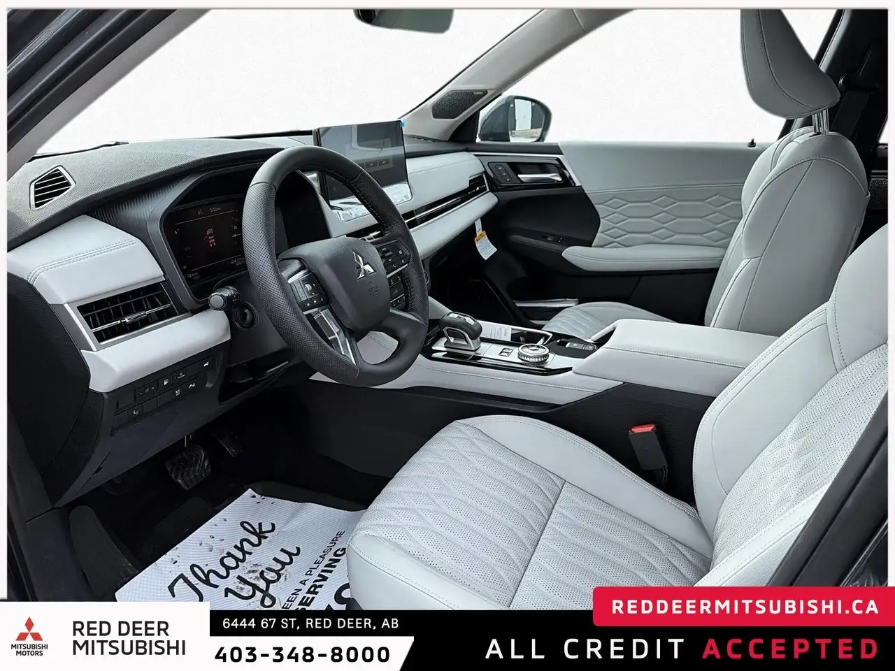 Mitsubishi Outlander снимка Mitsubishi Outlander