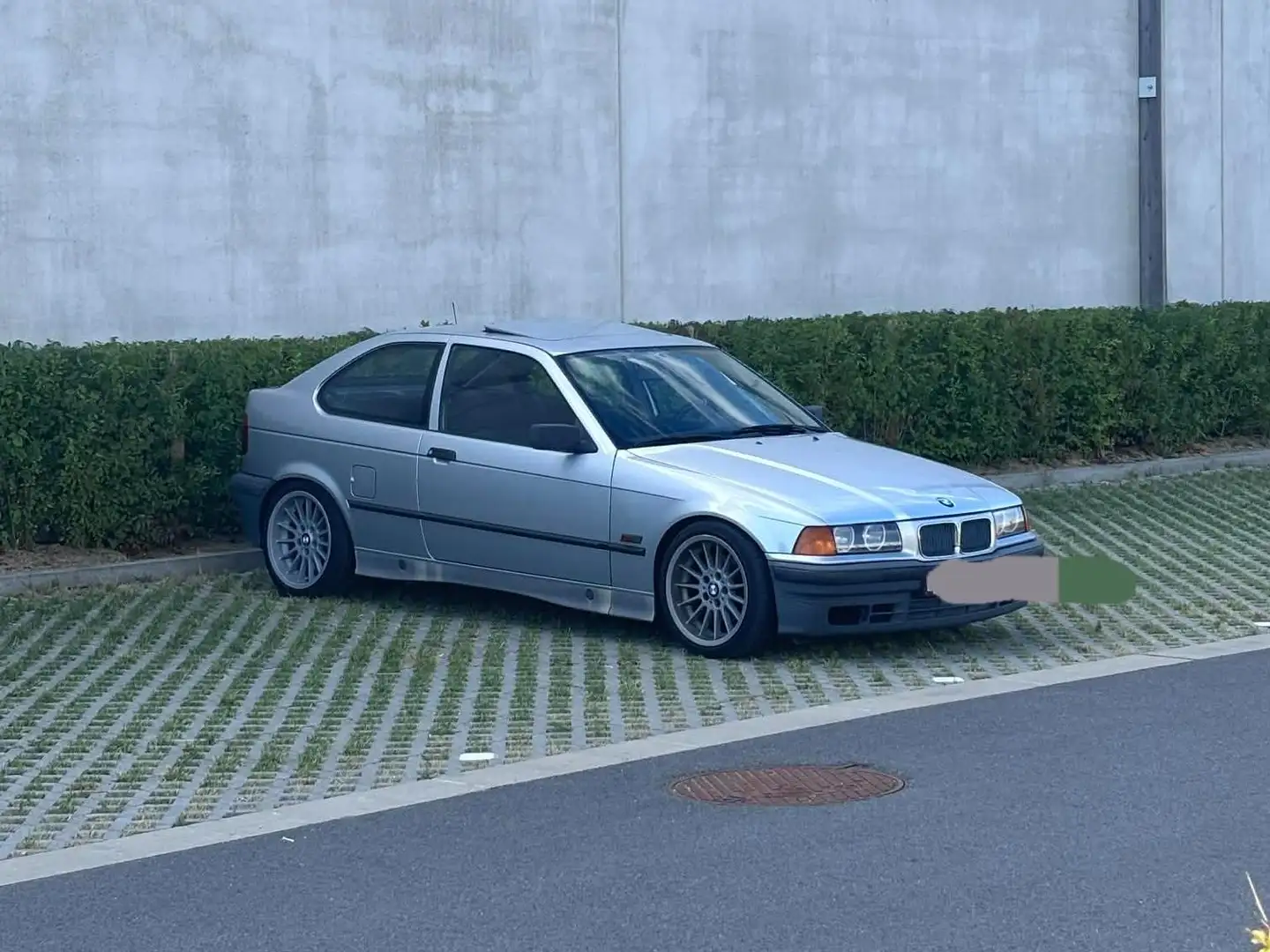 BMW 316 E 36 compact Srebrny - 2