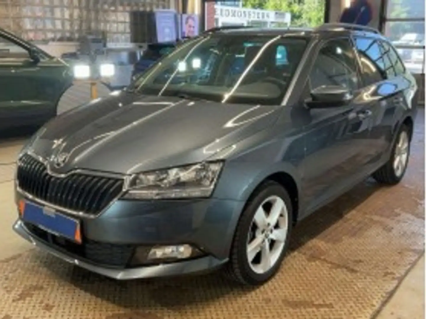 Skoda Fabia Combi 1,0 TSI Style Climatronic Grau - 2