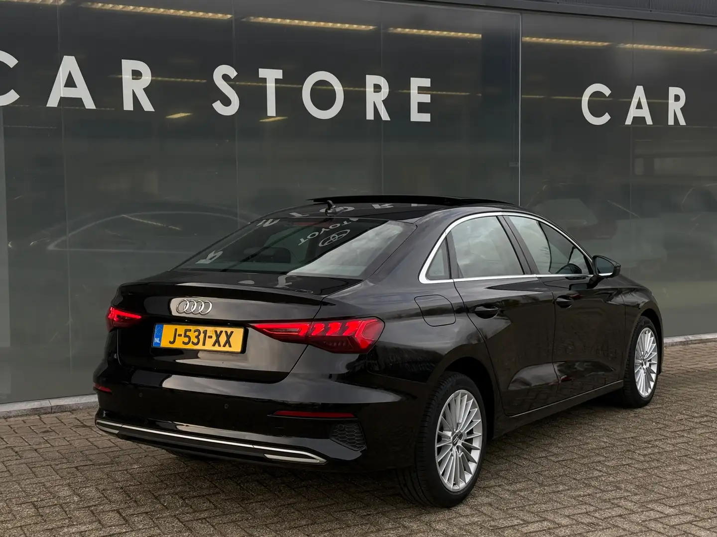Audi A3 Limousine 35 TFSI BNS Edit Pano|Matrix|Stoelverwar Zwart - 2
