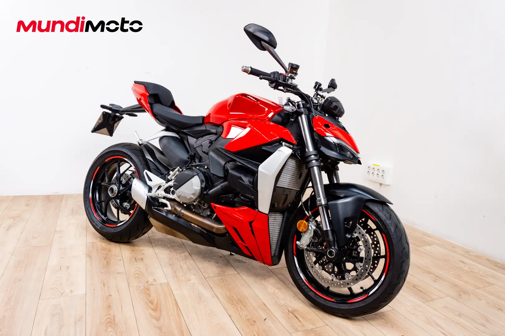 Ducati Streetfighter - 2