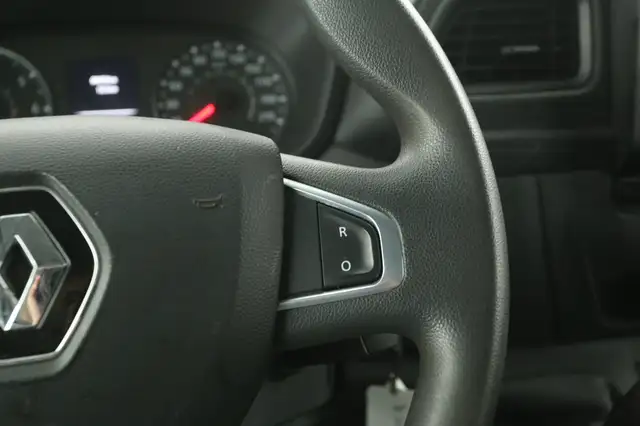 Renault Master view 15