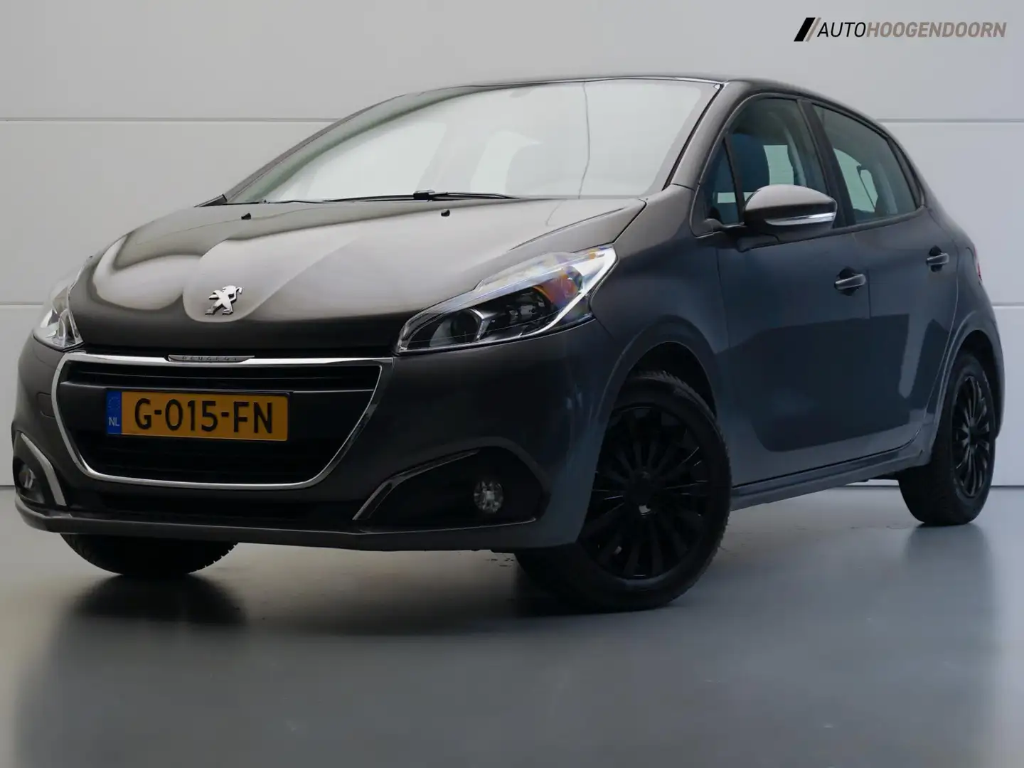 Peugeot 208 1.2 PureTech Sport (APPLE CARPLAY,NAVIGATIE,PARKEE Grijs - 1