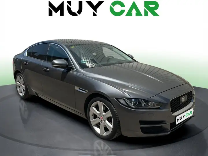 Jaguar XE 2.0 Diesel Pure 2018