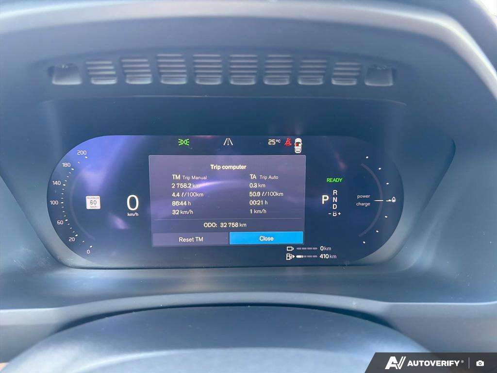 2024 Volvo XC90 T8 Plus Bright Theme thumb 14
