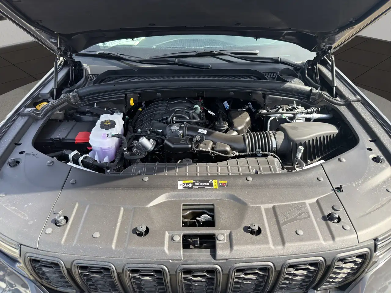 Jeep Grand Cherokee снимка Jeep Grand Cherokee