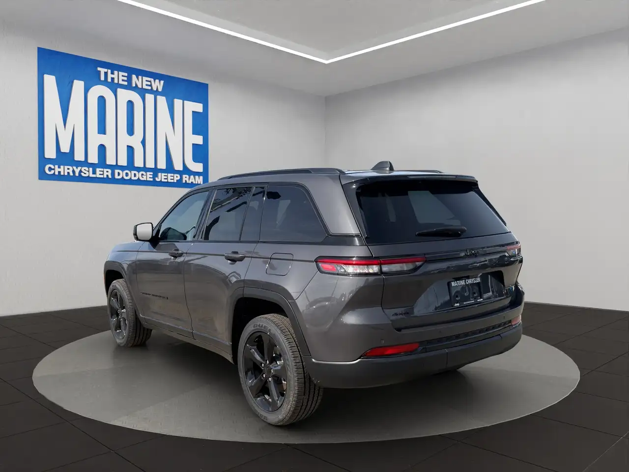 Jeep Grand Cherokee снимка Jeep Grand Cherokee