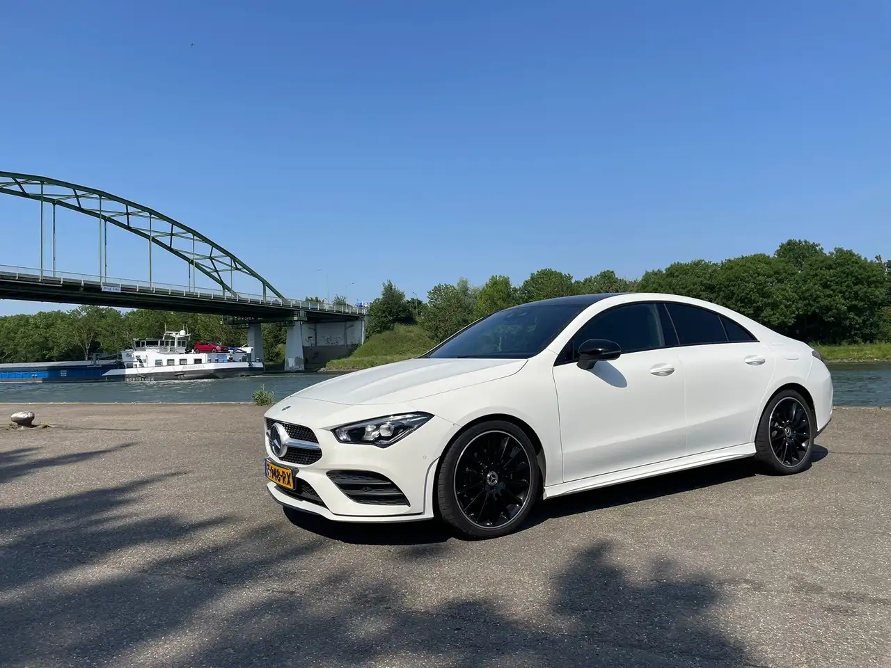 Mercedes-Benz CLA 180