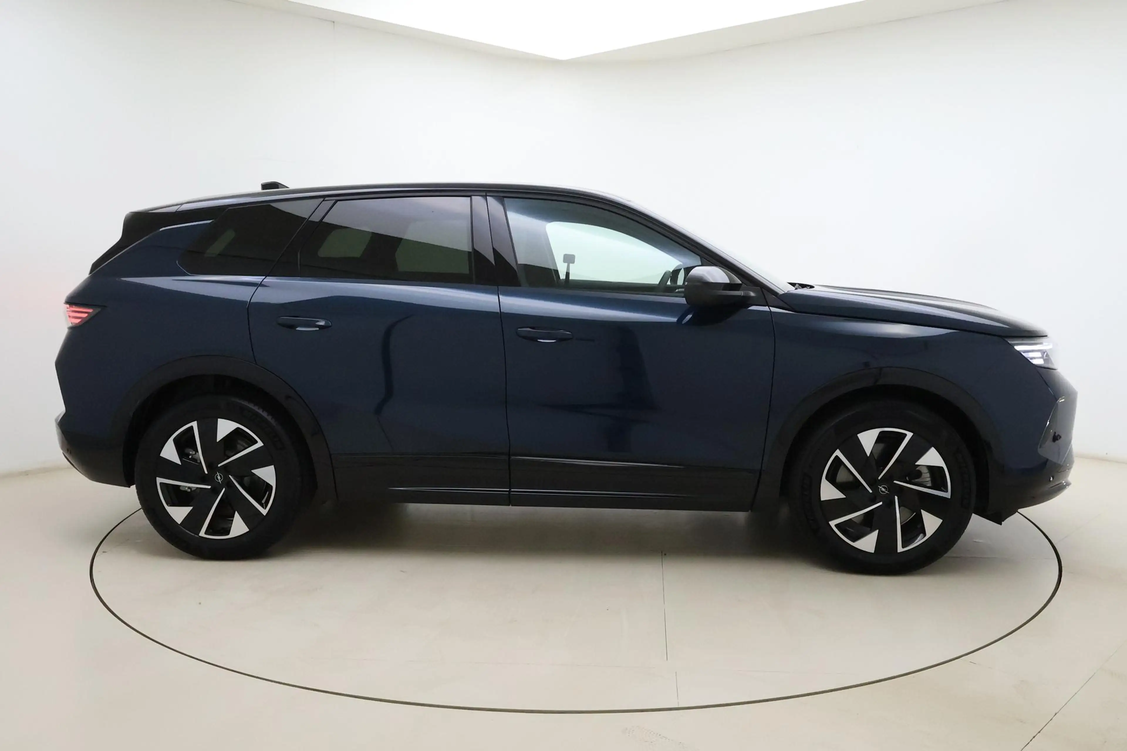 Opel Grandland Electric GS 73 kWh 213pk | Panoramadak | HUD | Ron — photo 9