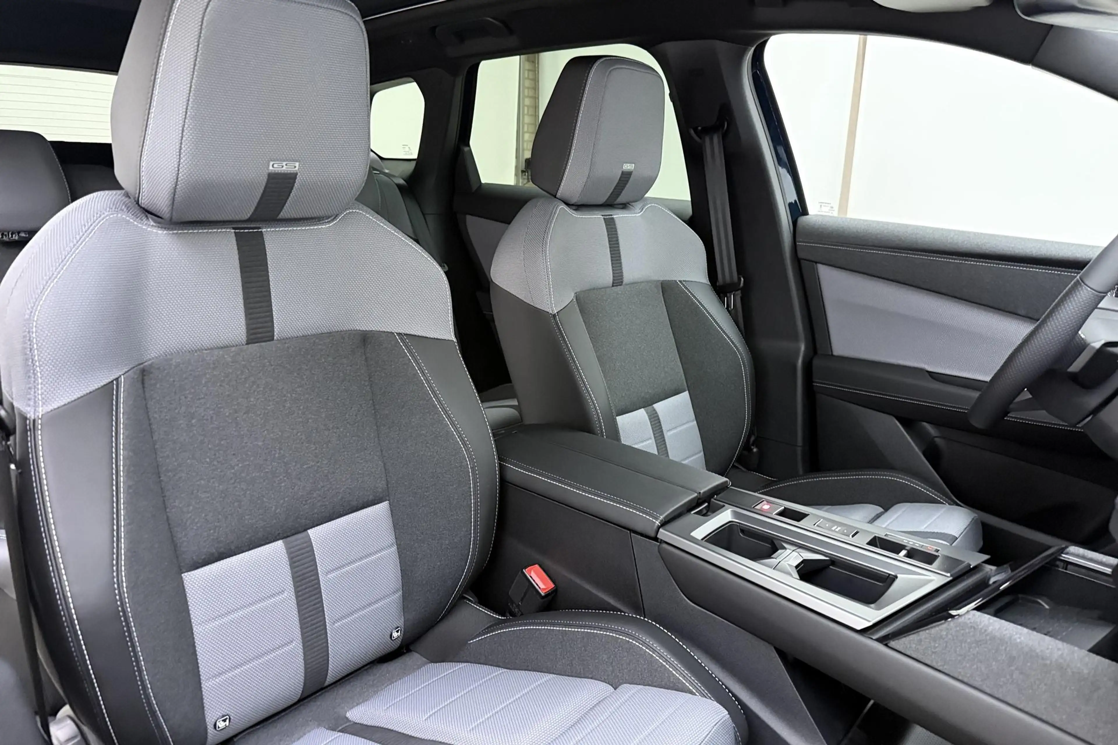 Opel Grandland Electric GS 73 kWh 213pk | Panoramadak | HUD | Ron — photo 10