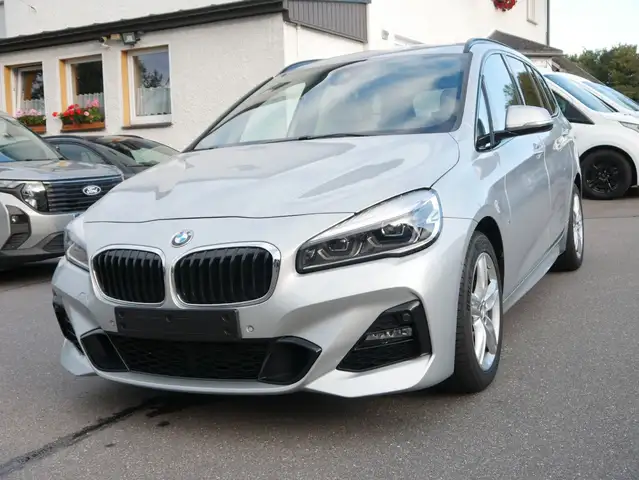 BMW 220 GT 220d xDrive M Sport 7 Sitze AHK HUD LED