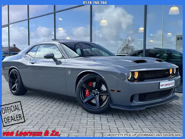 Dodge Challenger 6.2L SRT HELLCAT | Schuifkanteldak | Eerste eigena