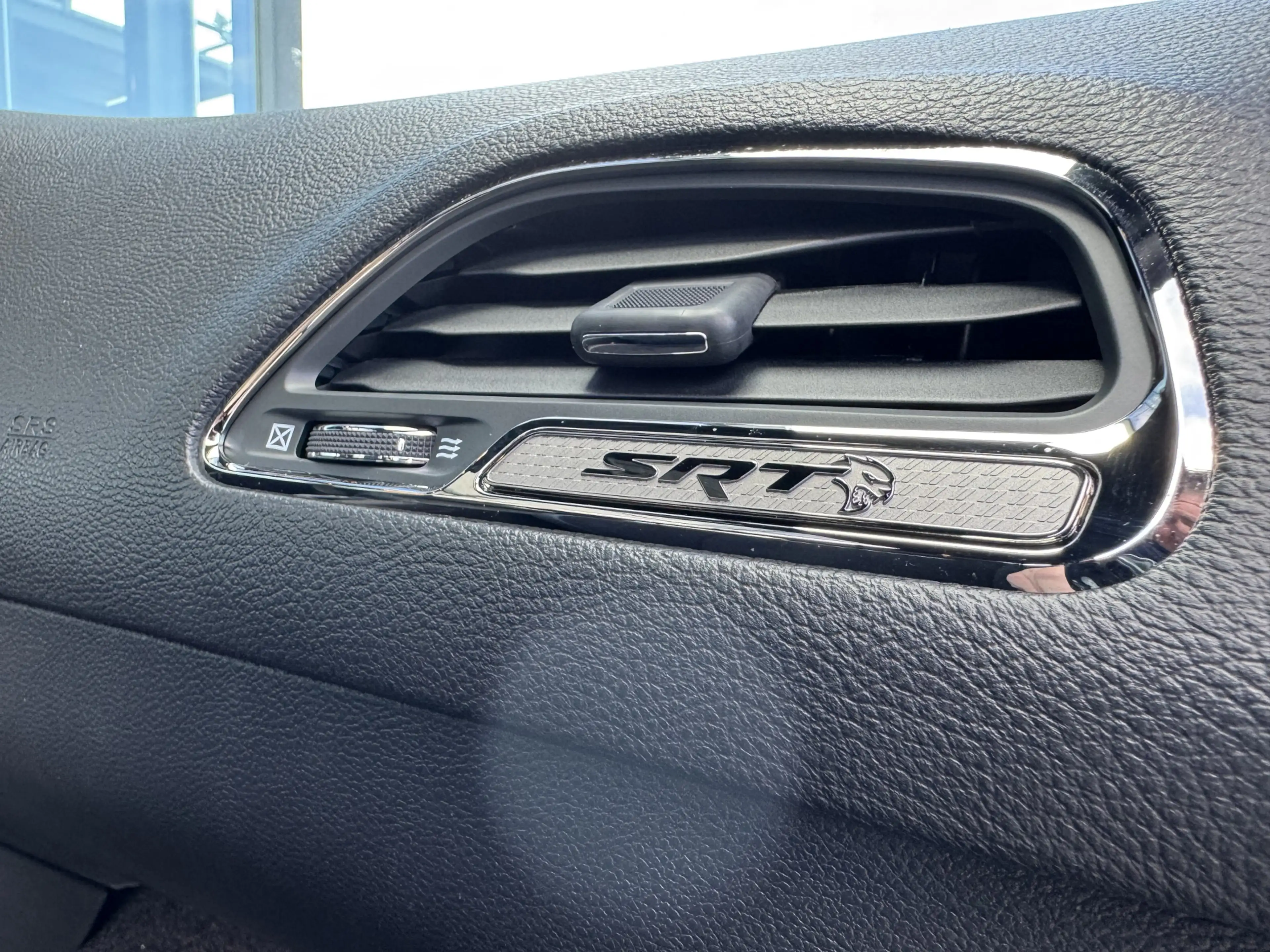 Dodge Challenger 6.2L SRT HELLCAT | Schuifkanteldak | Eerste eigena — photo 14