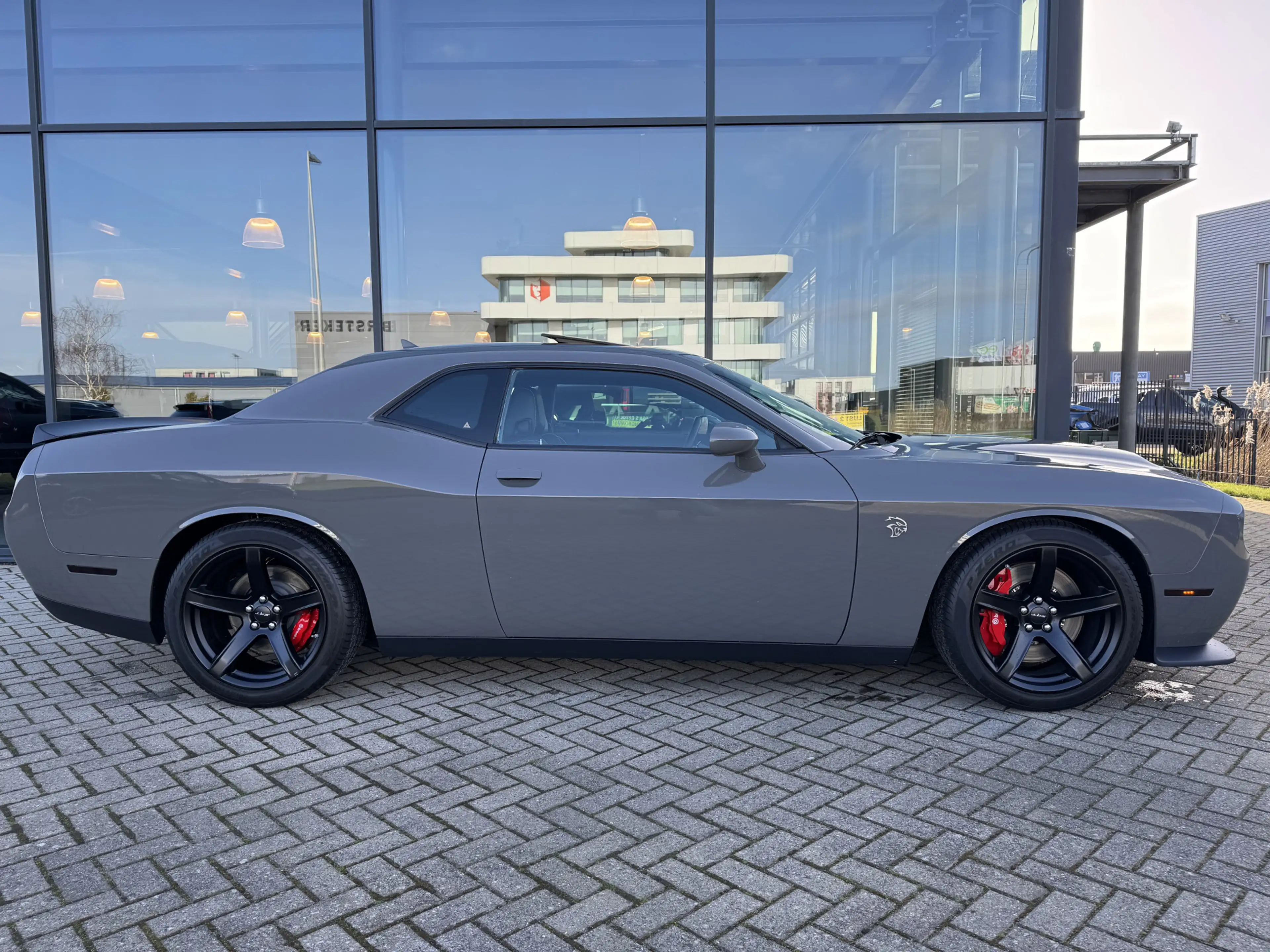 Dodge Challenger 6.2L SRT HELLCAT | Schuifkanteldak | Eerste eigena — photo 3