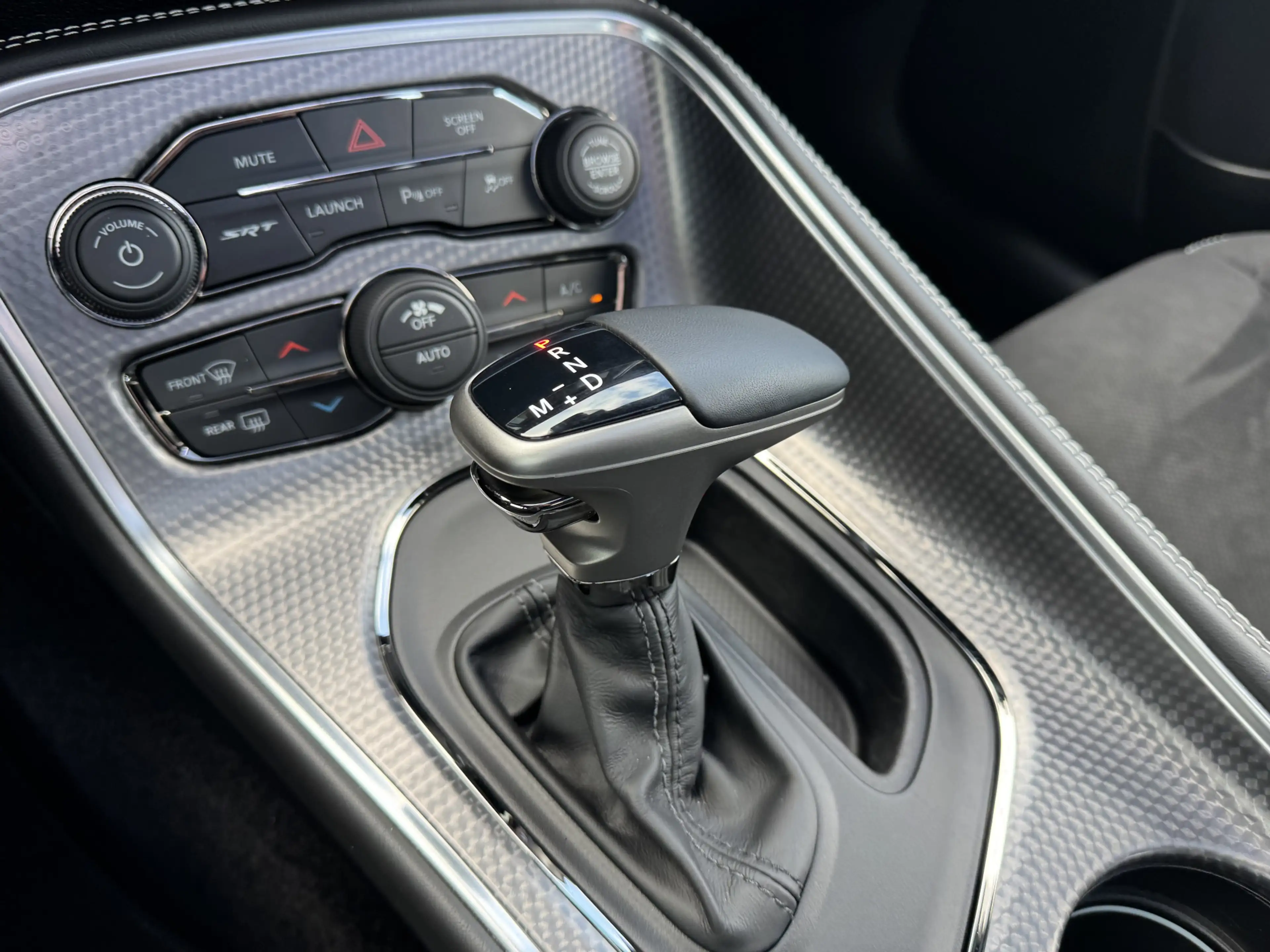 Dodge Challenger 6.2L SRT HELLCAT | Schuifkanteldak | Eerste eigena — photo 13