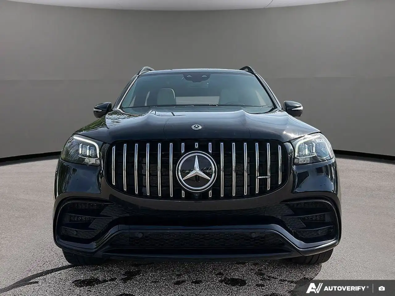 Mercedes-Benz GLS снимка Mercedes-Benz GLS