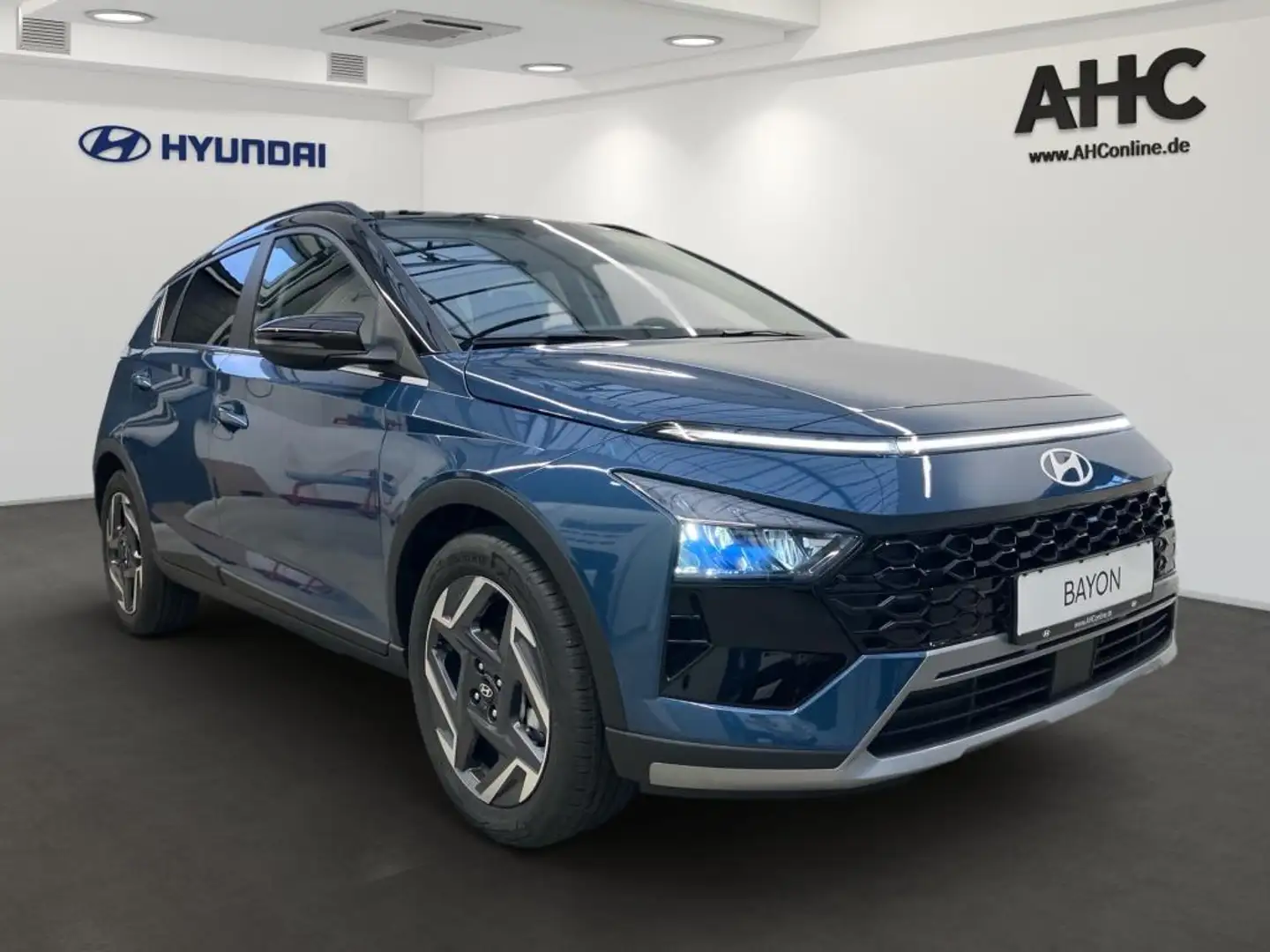 Hyundai BAYON 1.0 T-GDI 6-MT Prime LM KlimaA Navi PDC Blau - 2