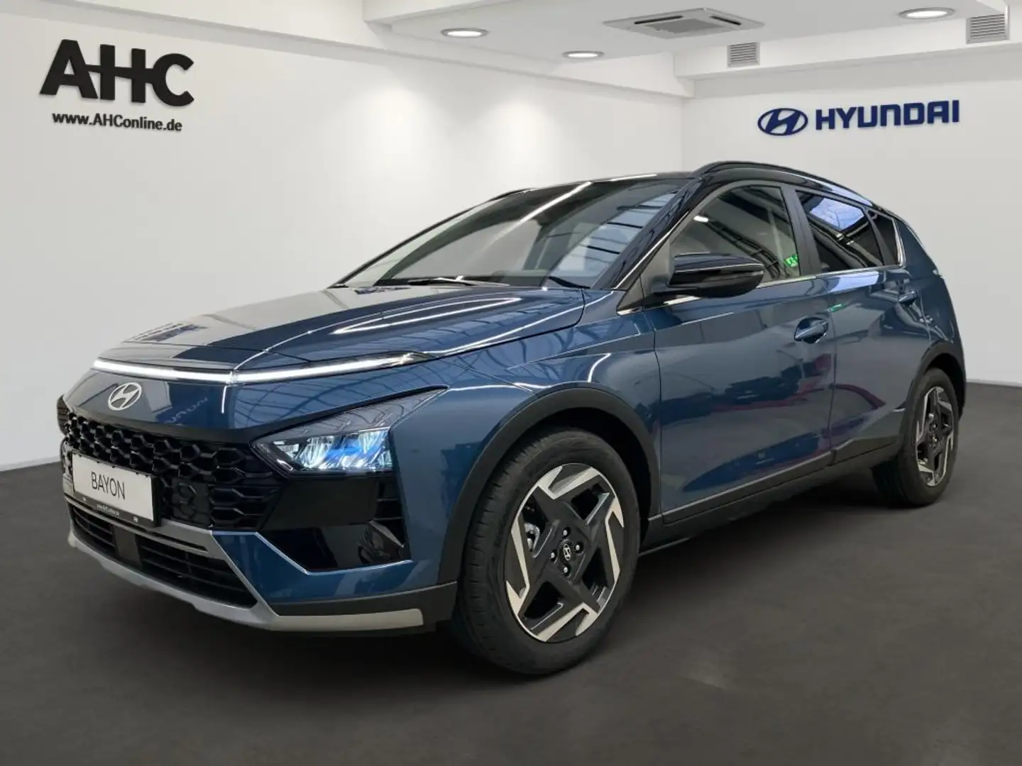 Hyundai BAYON 1.0 T-GDI 6-MT Prime LM KlimaA Navi PDC Blau - 1