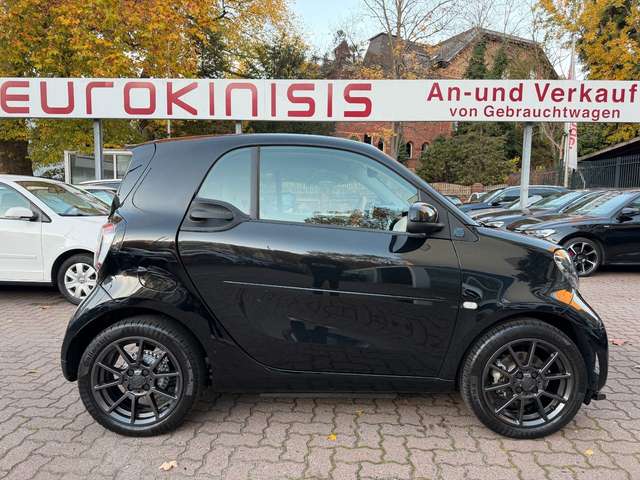 Imagine smart forTwo fortwo EQ 60kW*BRABUS tm*PANO*NAVI*PTS*KAM*22kW*