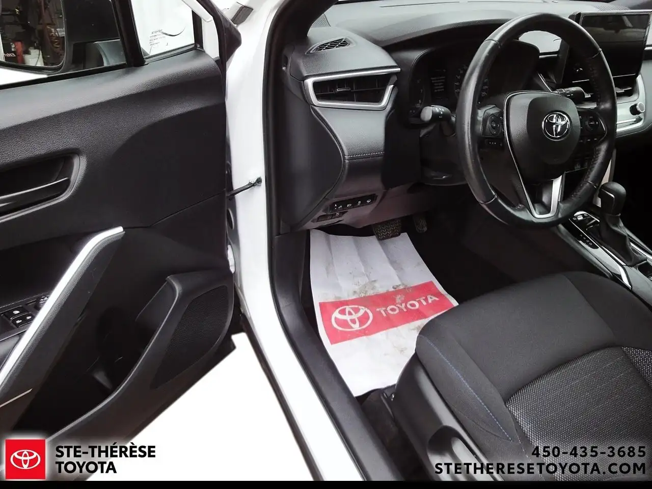 Toyota Corolla Cross снимка Toyota Corolla Cross