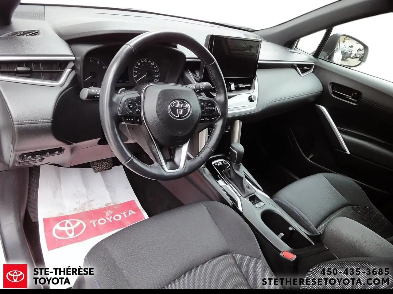Toyota Corolla Cross снимка Toyota Corolla Cross