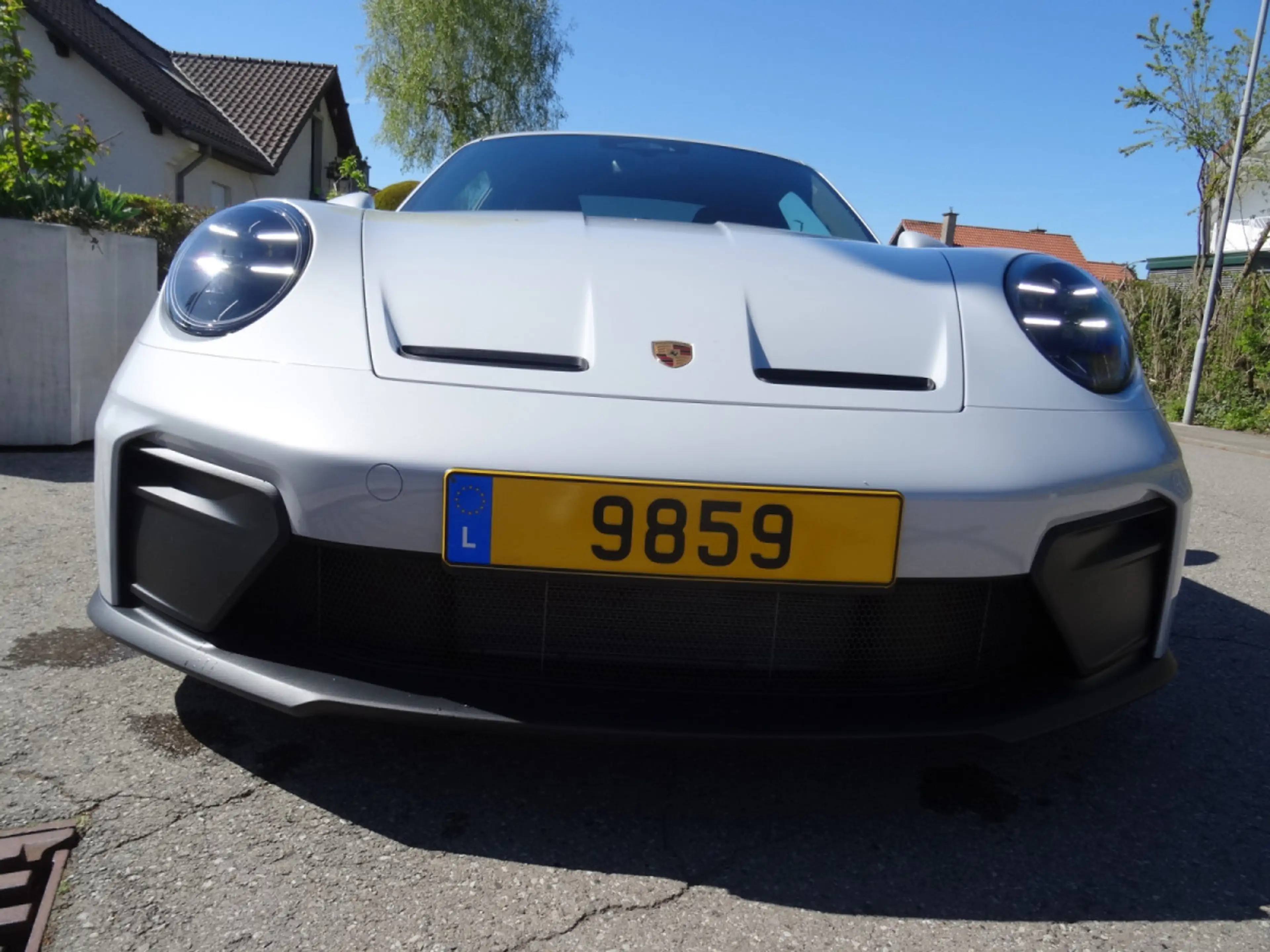 Porsche 992 992-2 GT3 Touring — photo 3
