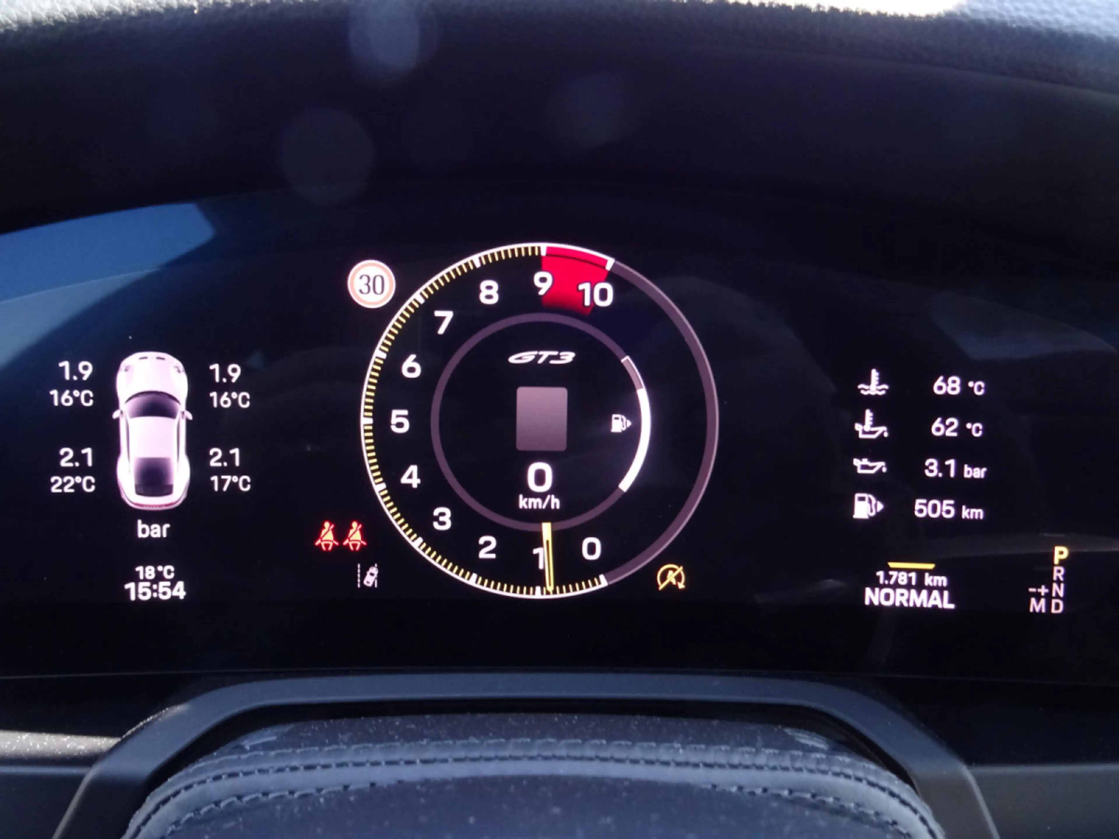 Porsche 992 992-2 GT3 Touring — photo 7