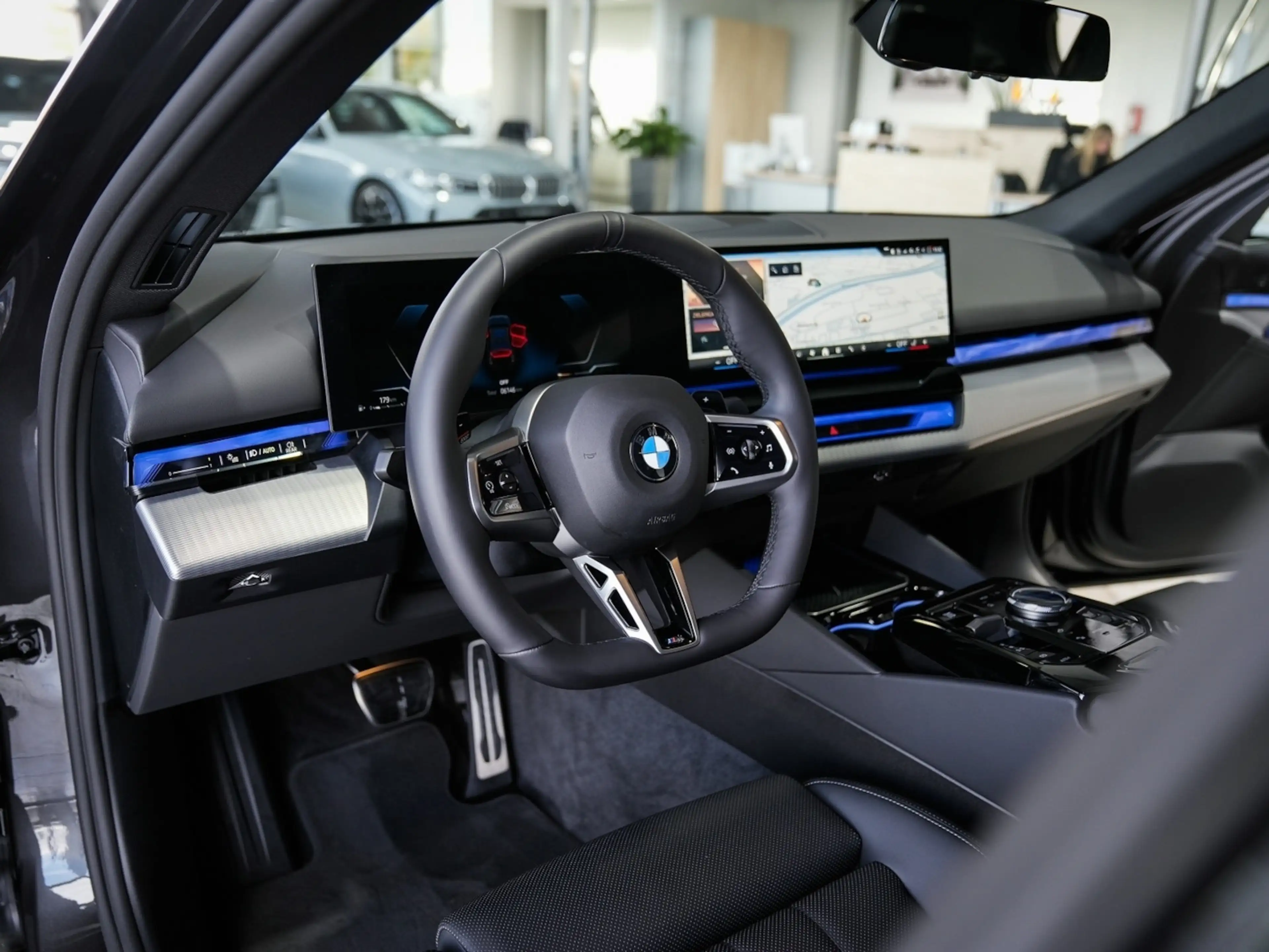 BMW 520 520d xDrive M Sport AHK 20LM Harman Kamera — photo 2