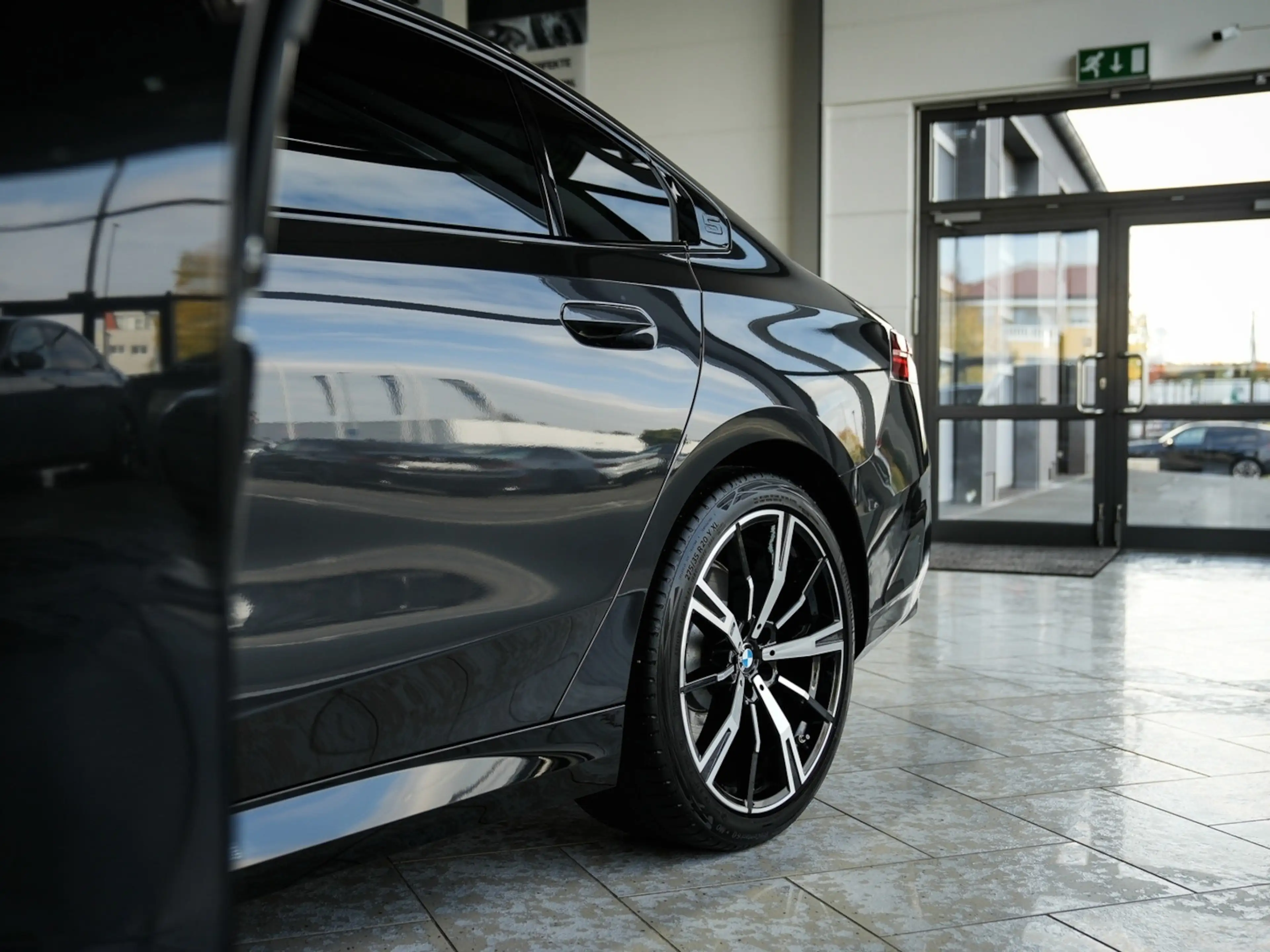 BMW 520 520d xDrive M Sport AHK 20LM Harman Kamera — photo 9