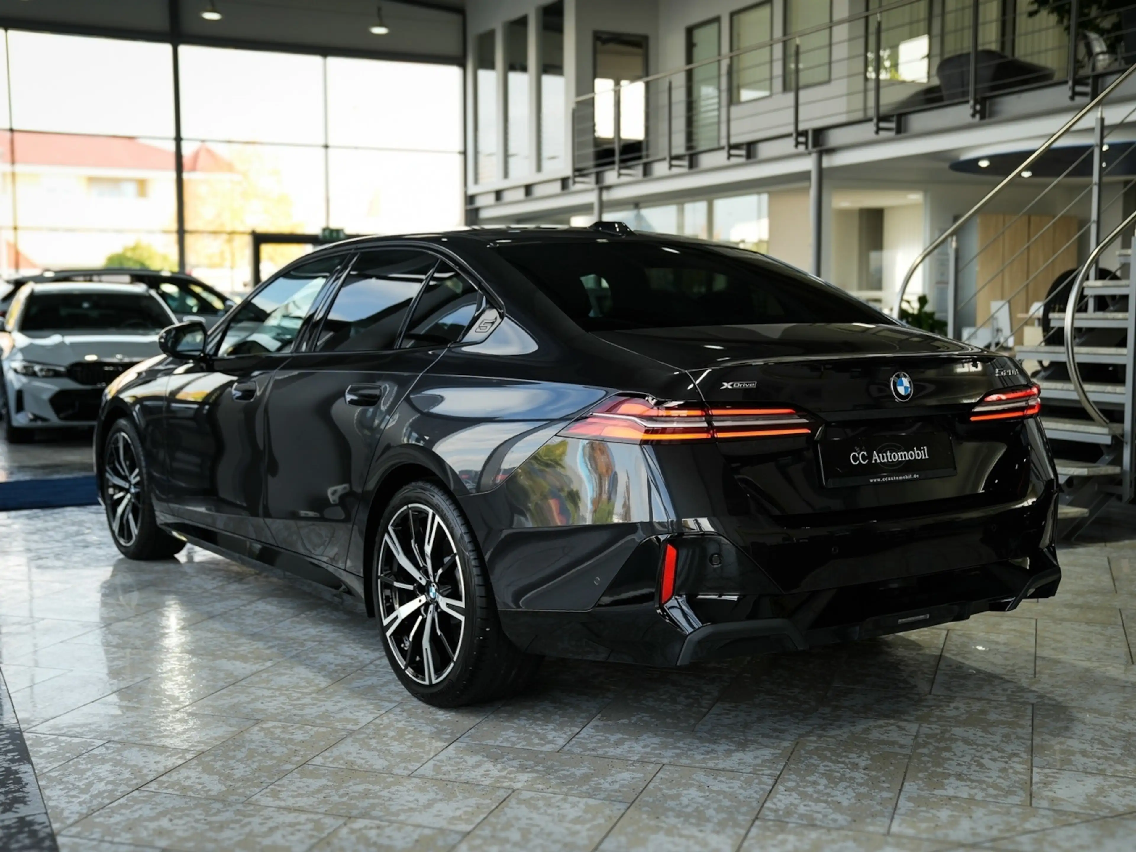 BMW 520 520d xDrive M Sport AHK 20LM Harman Kamera — photo 8