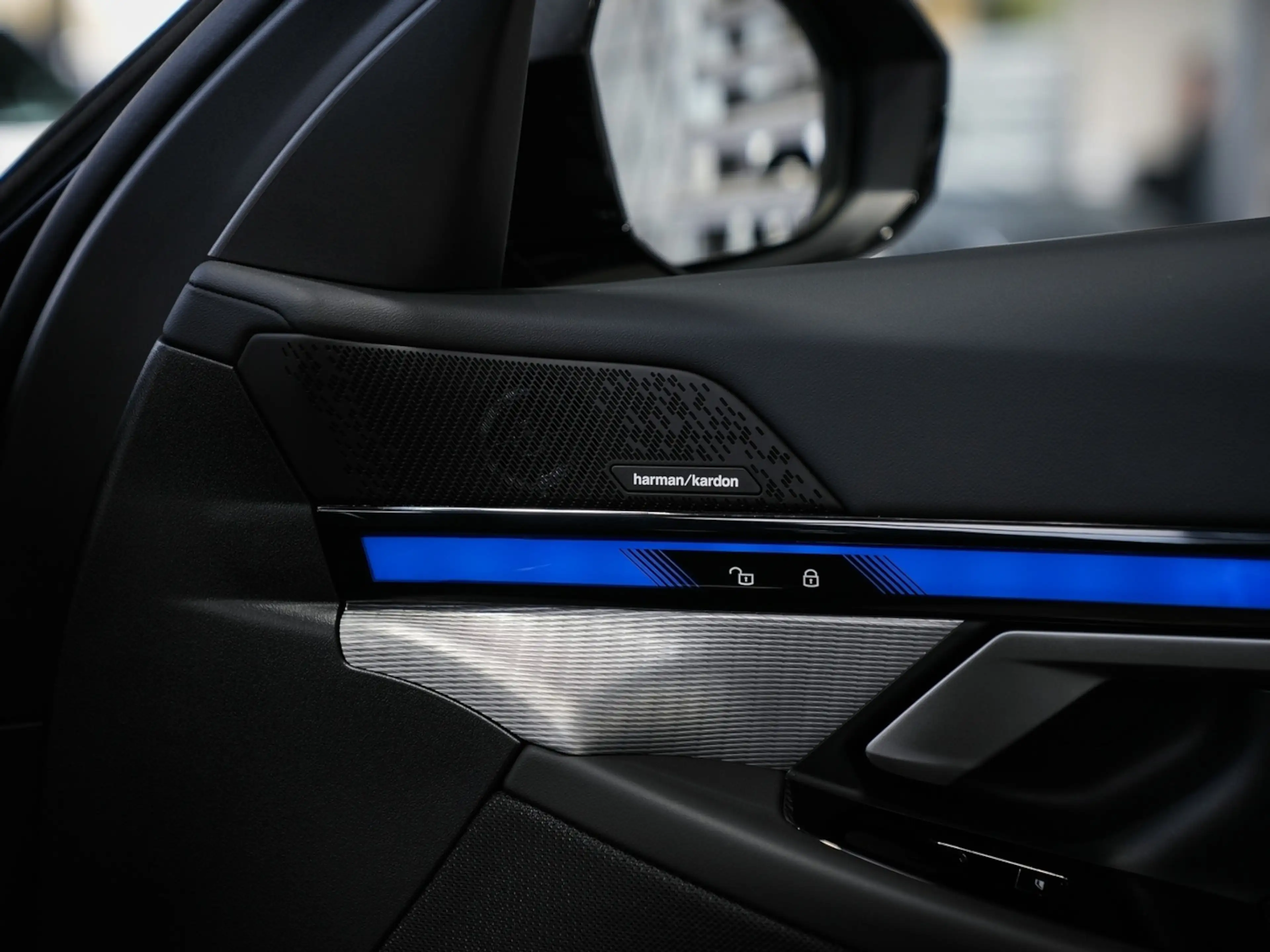 BMW 520 520d xDrive M Sport AHK 20LM Harman Kamera — photo 11