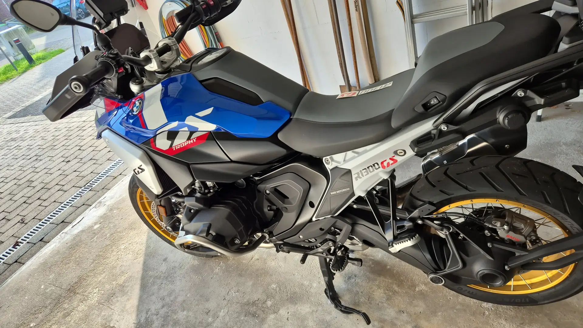 BMW R 1300 GS Trophy Vollausstattung Jekill&Hide Blau - 2
