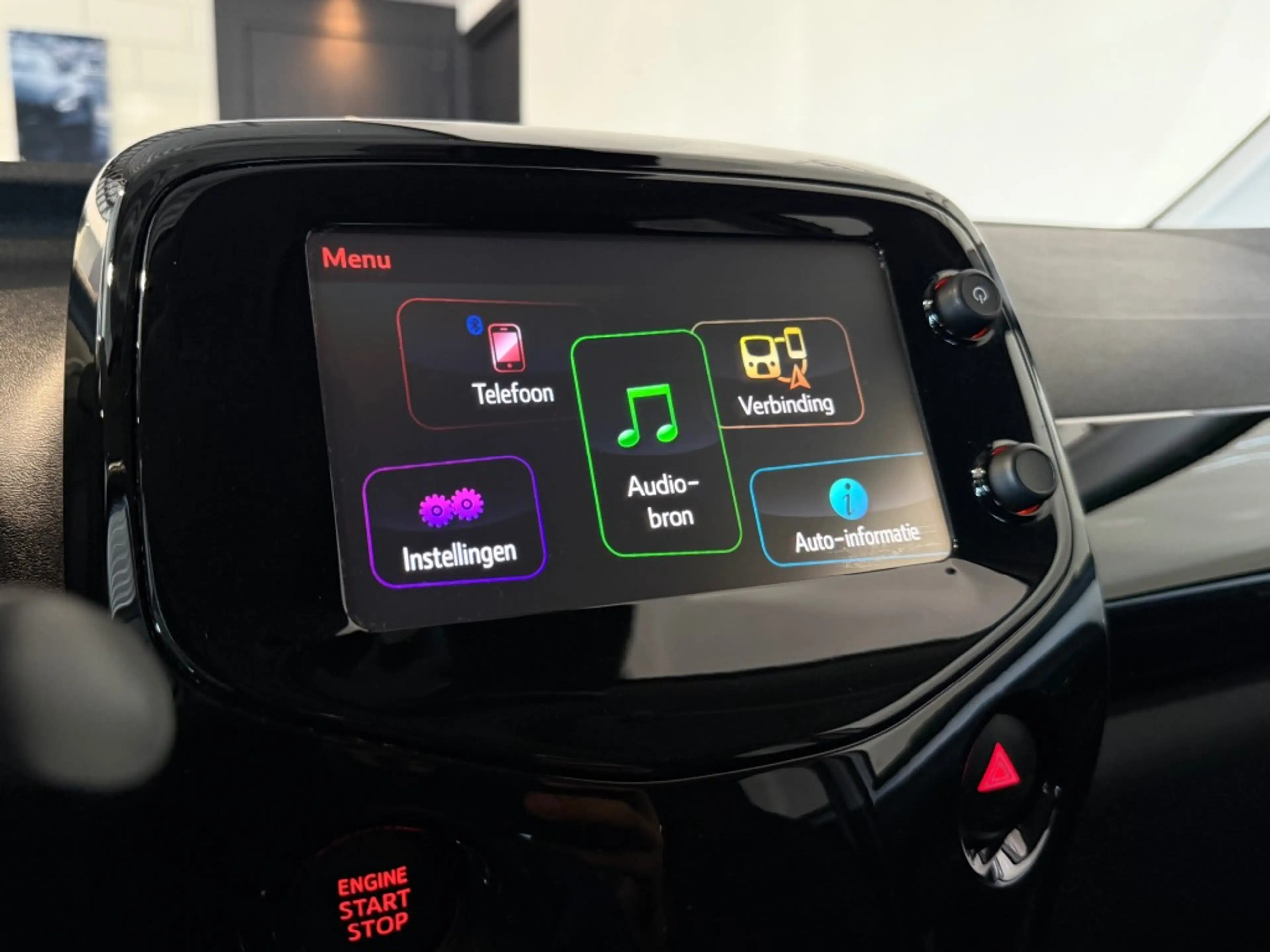 Peugeot 108 1.2 PURETECH GT-LINE l NAP l CAMERA l CLIMA l LMV — photo 24