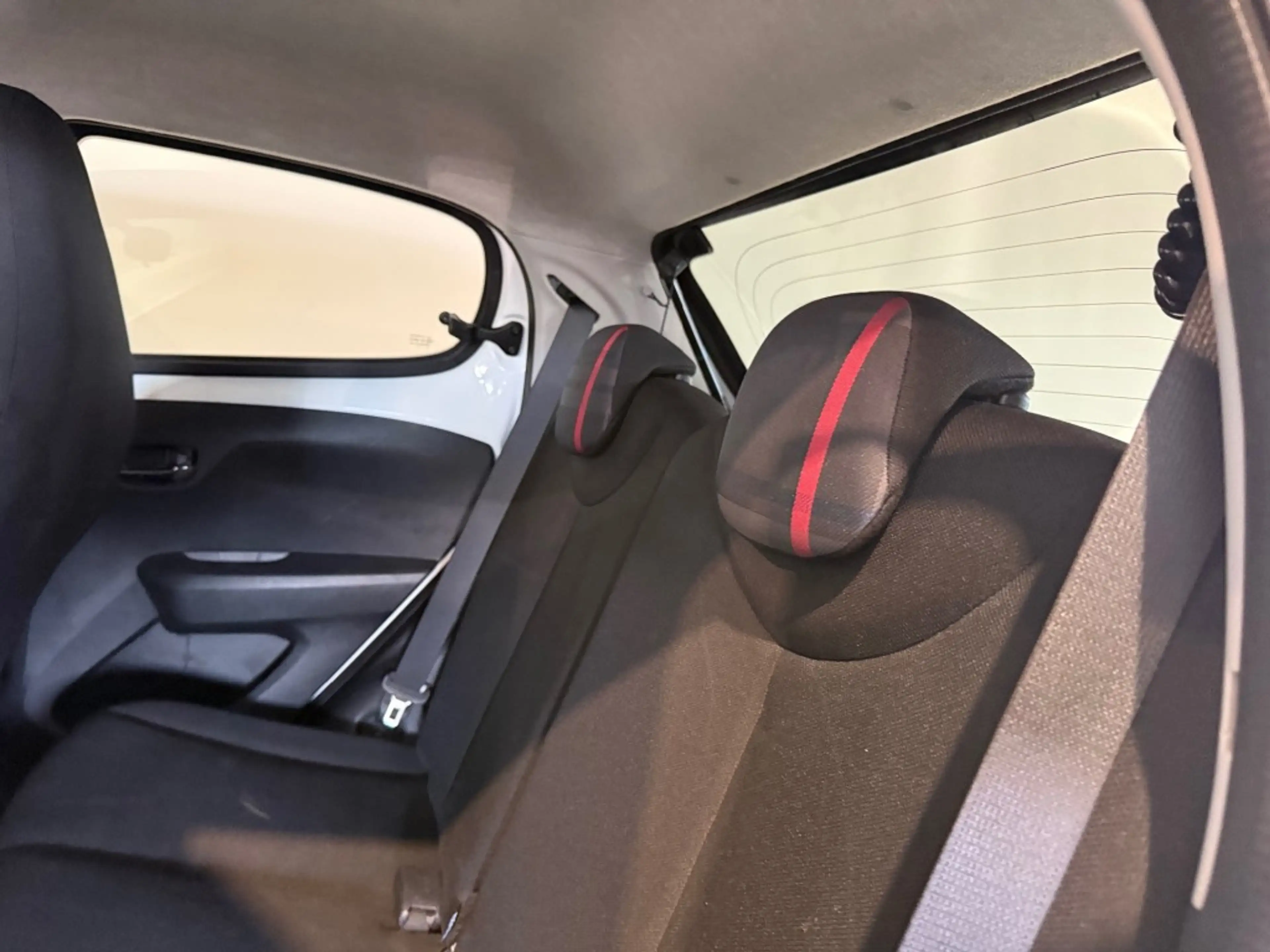 Peugeot 108 1.2 PURETECH GT-LINE l NAP l CAMERA l CLIMA l LMV — photo 37