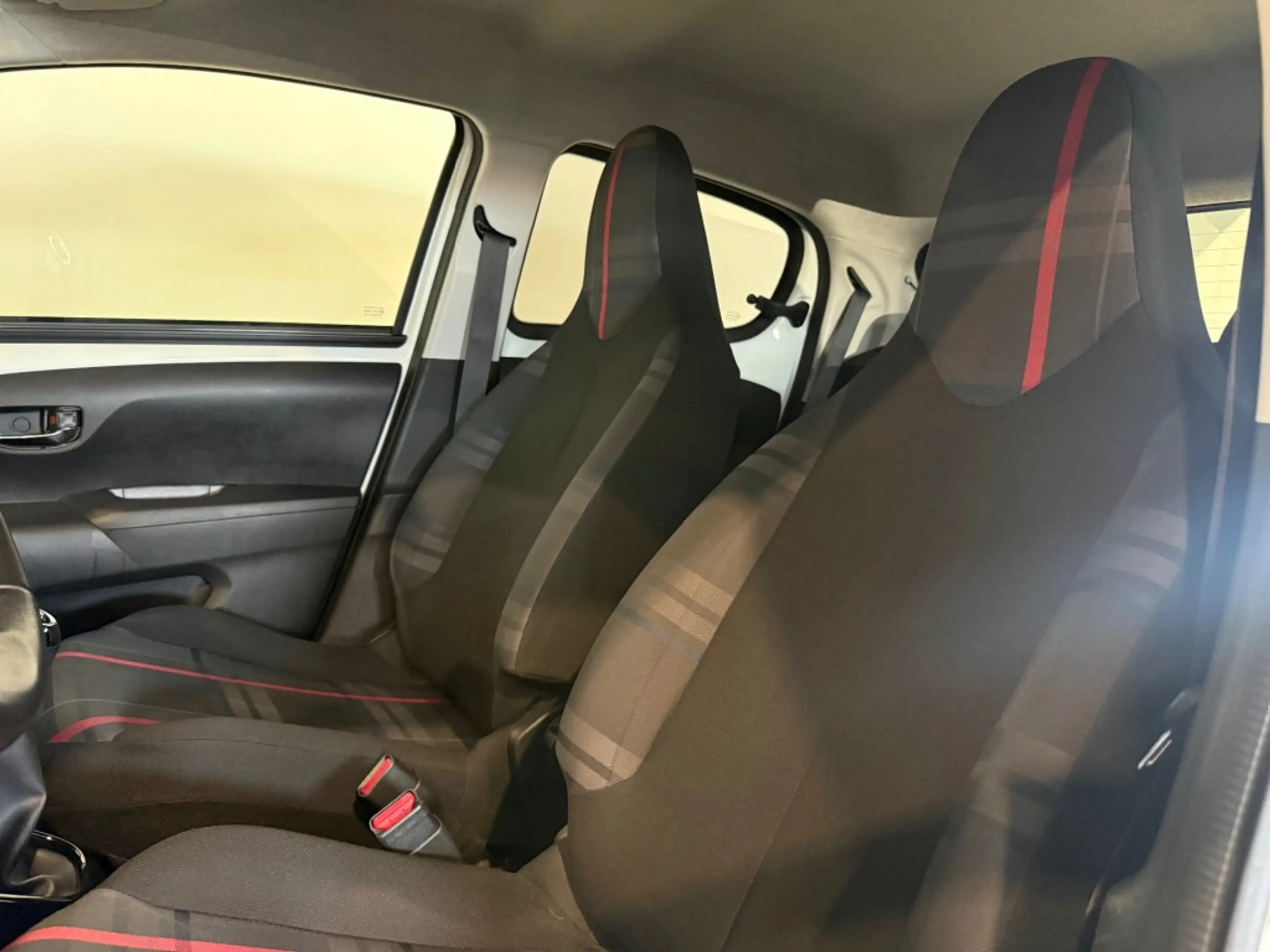 Peugeot 108 1.2 PURETECH GT-LINE l NAP l CAMERA l CLIMA l LMV — photo 33