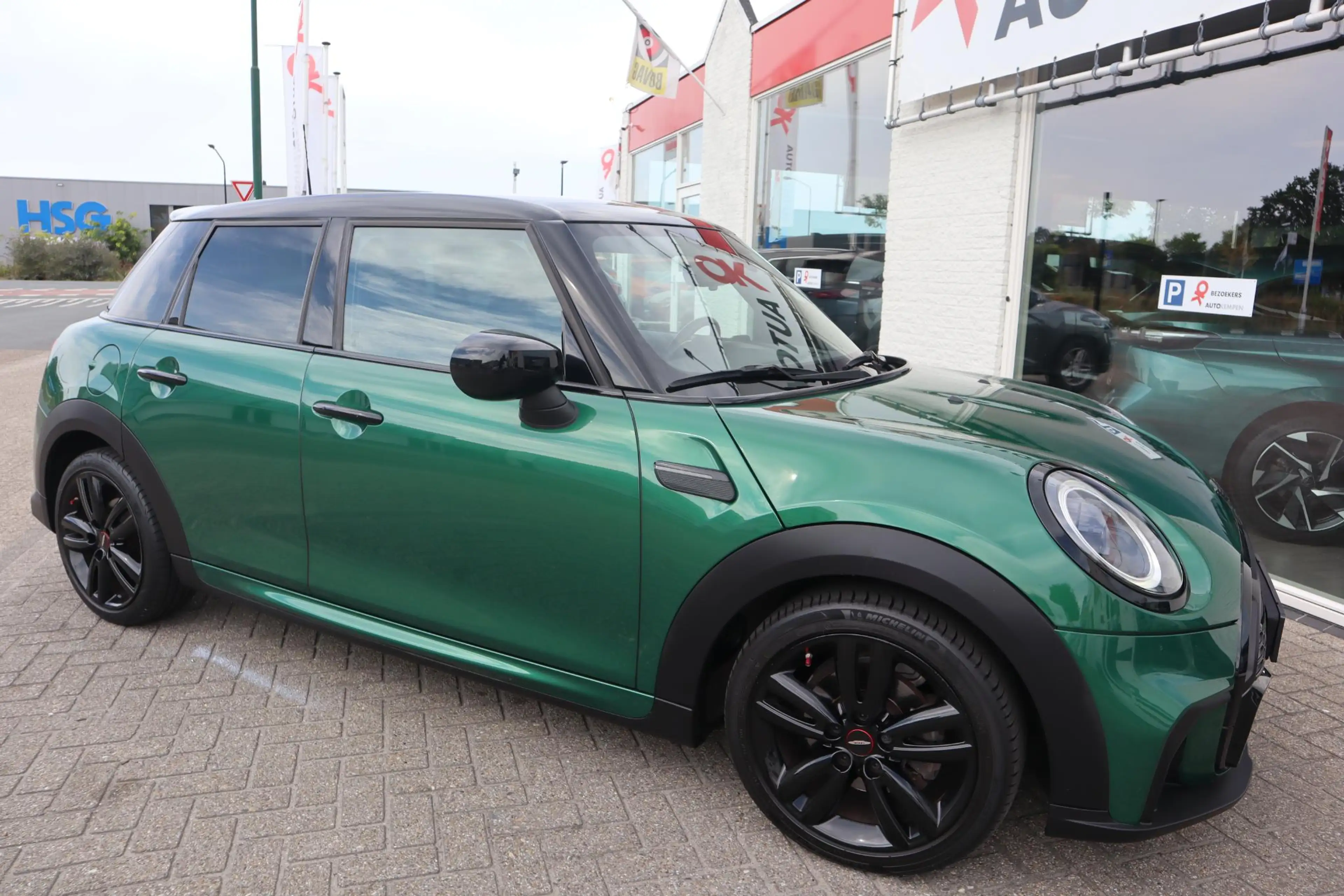 MINI John Cooper Works 1.5 JCW PACKAGE 5-DEURS|NAV/CARPLAY|STOELVERWARMIN — photo 18