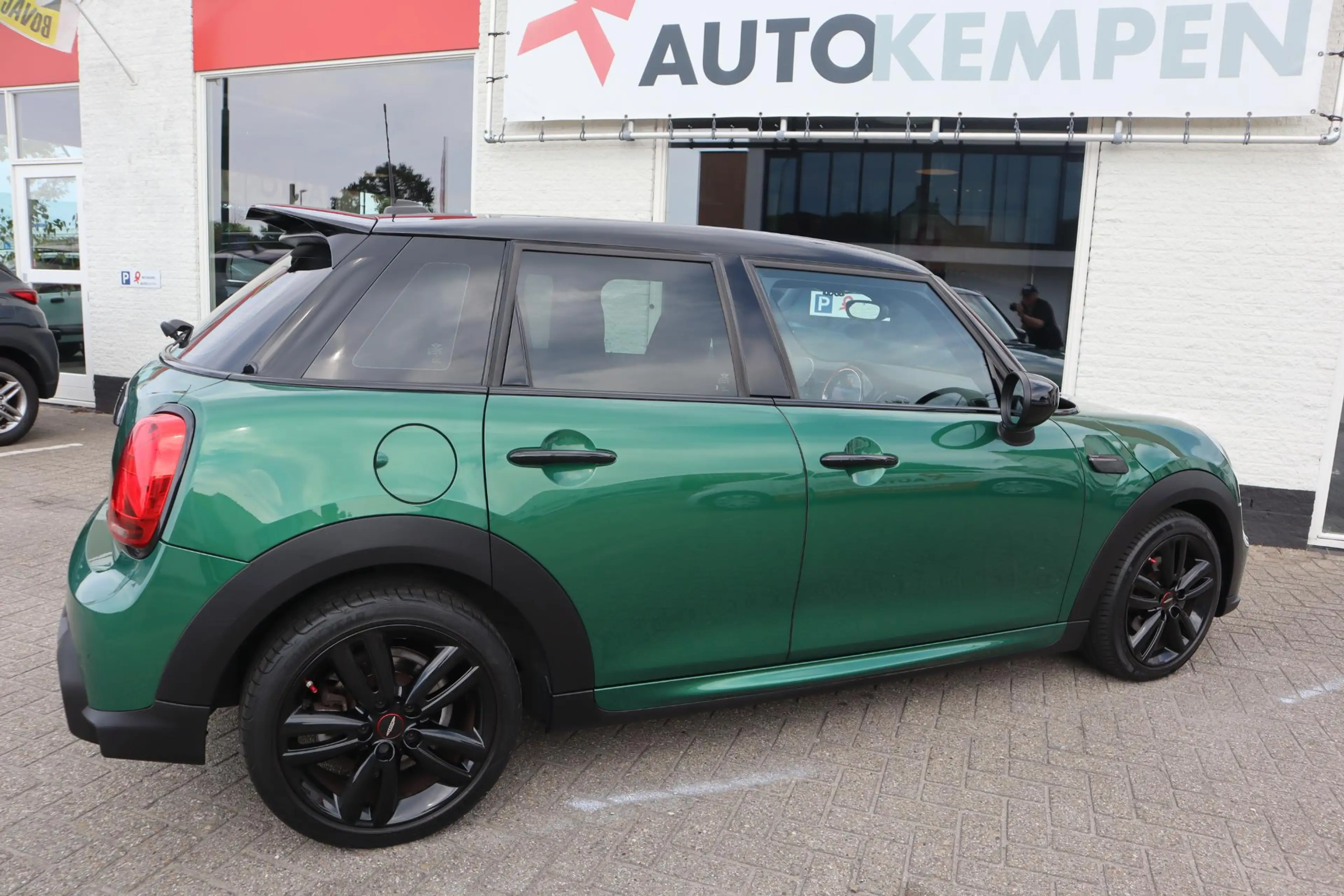 MINI John Cooper Works 1.5 JCW PACKAGE 5-DEURS|NAV/CARPLAY|STOELVERWARMIN — photo 16