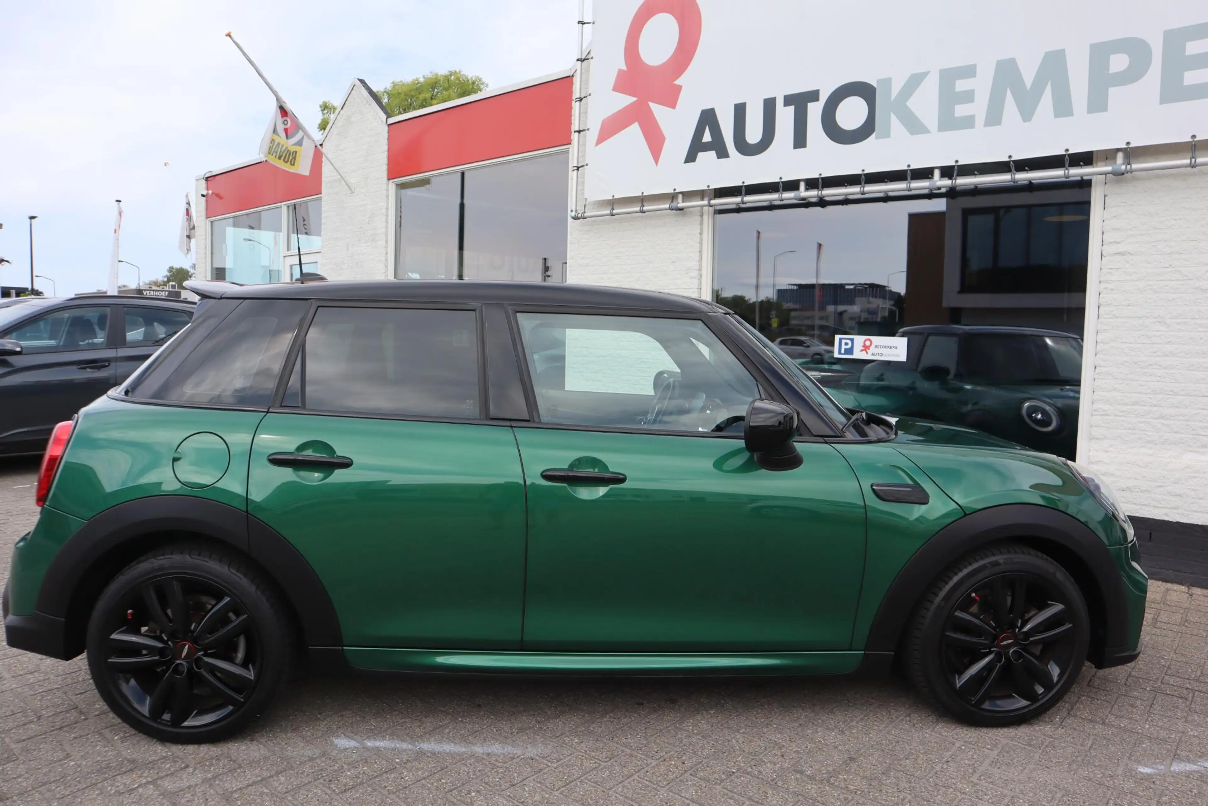 MINI John Cooper Works 1.5 JCW PACKAGE 5-DEURS|NAV/CARPLAY|STOELVERWARMIN — photo 17