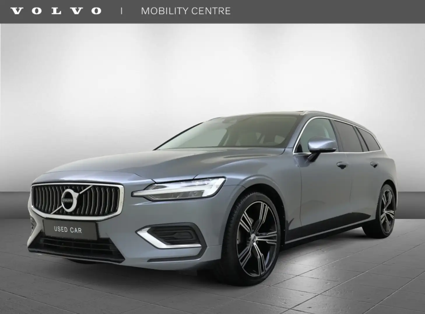 Volvo V60 T4 Inscription | Panoramadak | Achteruitrijcamera Gris - 1