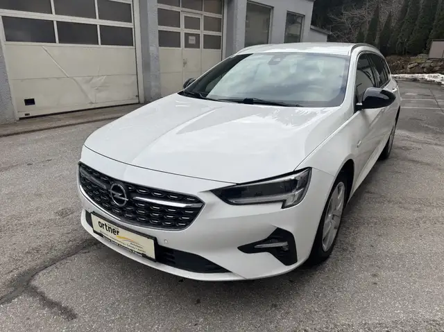 Opel Insignia Business Elegance