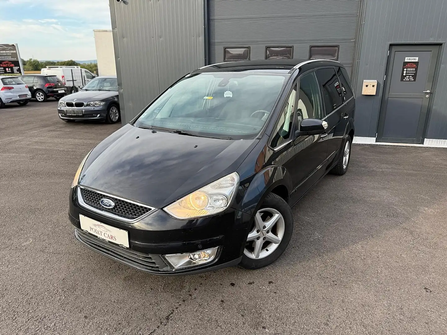 Ford Galaxy Ghia 2,0 TDCi DPF Aut. 7 Sitze Schwarz - 2