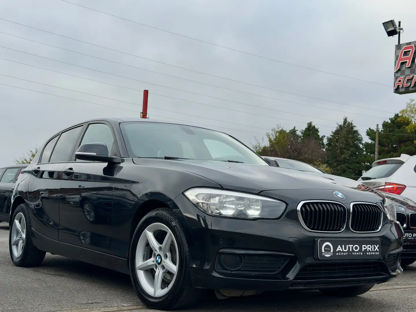 BMW 114 d JOY Edition Navi PDC Cuir LED Harman/Kardon EU6c Noir - 2
