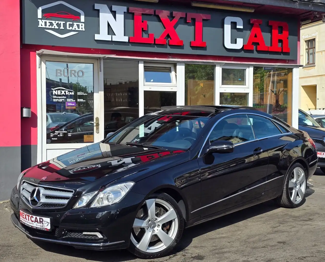 Mercedes-Benz E 500 Avantgarde|Auto|Pano|Navi|Kamer|Leder|Trau Negro - 1