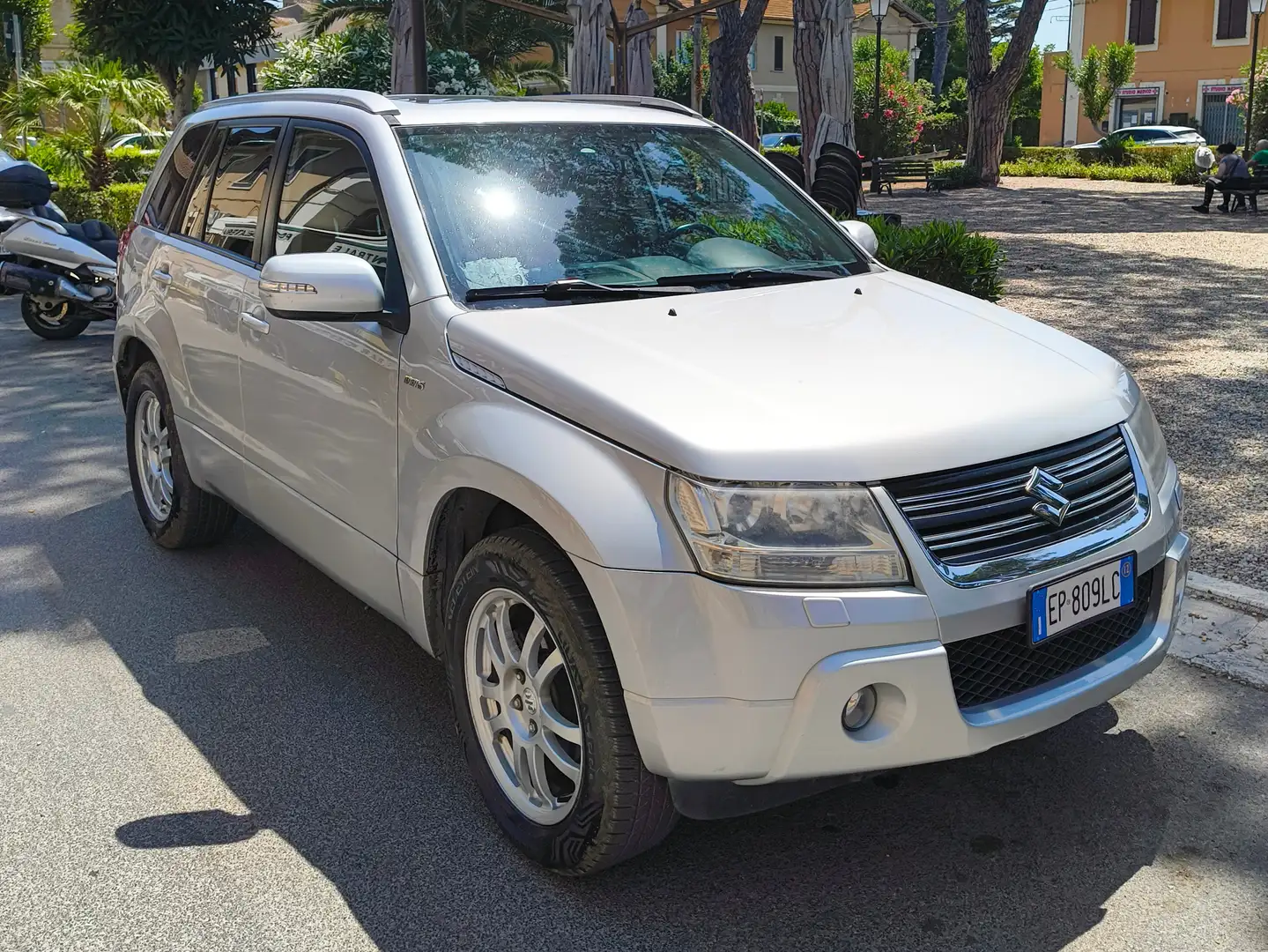 Suzuki Grand Vitara Grand Vitara 1.9 ddis crossover Executive 5p E5 Grigio - 2