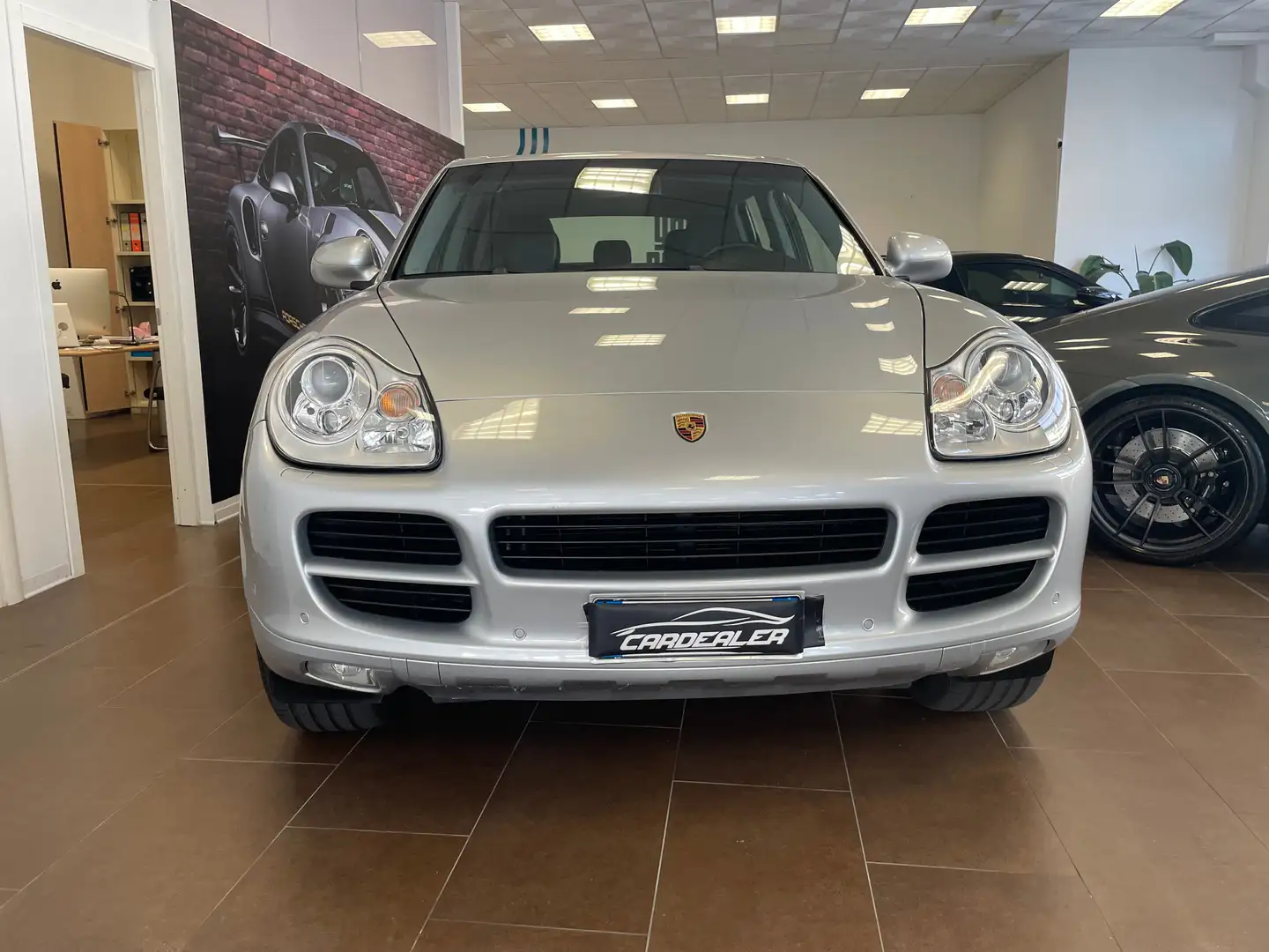 Porsche Cayenne Cayenne 3.2 Asi Unico Propietario Zilver - 1