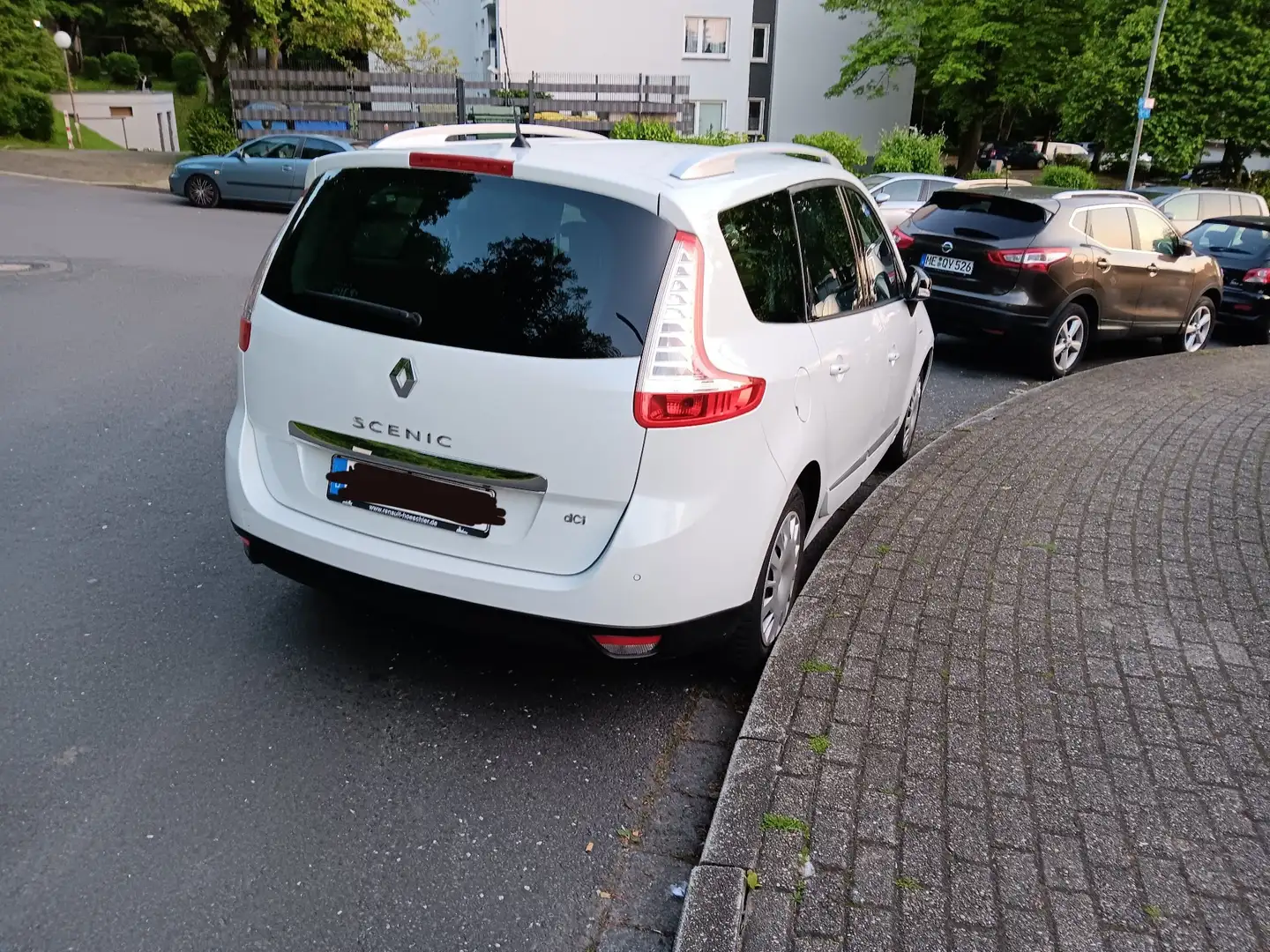 Renault Grand Scenic ENERGY dCi 130 BOSE EDITION : tel: 01781865774 Biały - 2