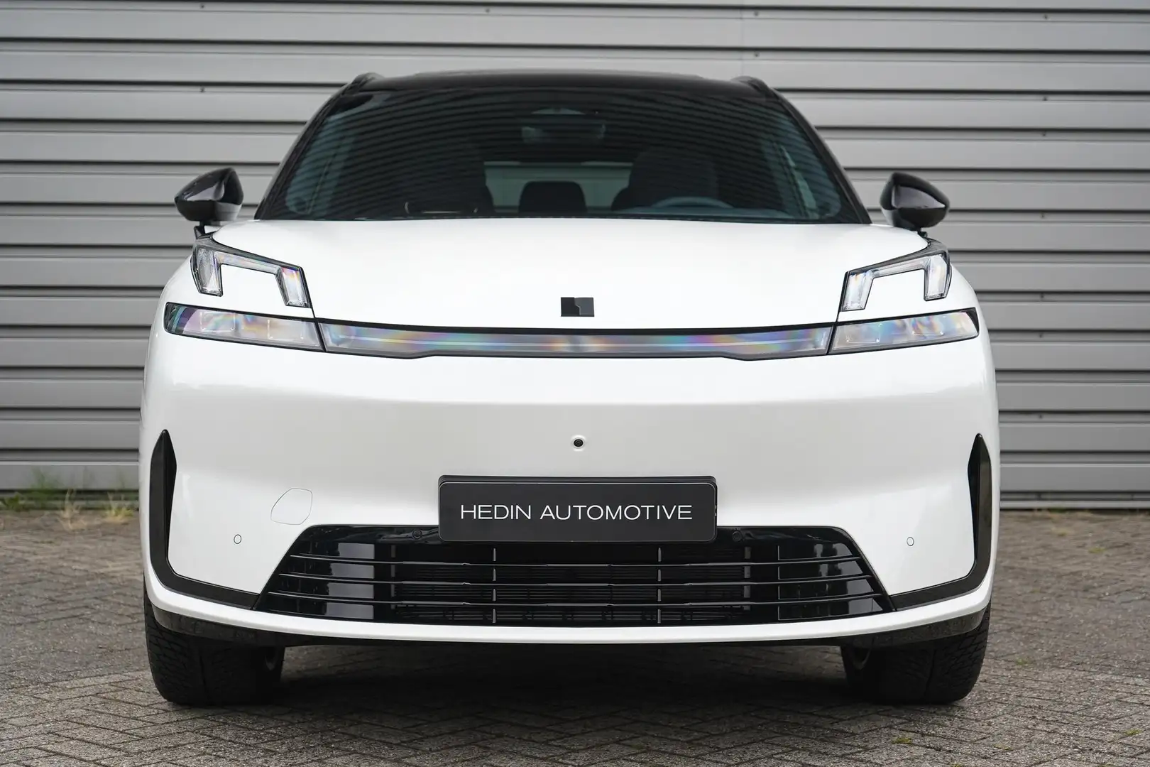 Lynk & Co 08 1.5 More | 200 KM Electrisch | Panorama Dak | Andr Wit - 2