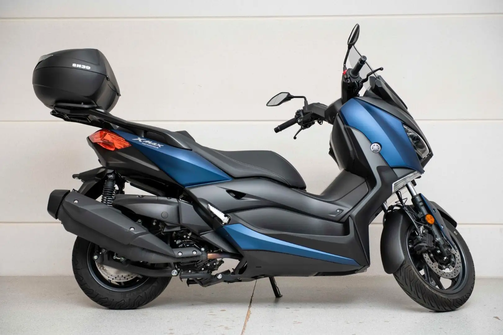 Yamaha X-Max 400 Blau - 1