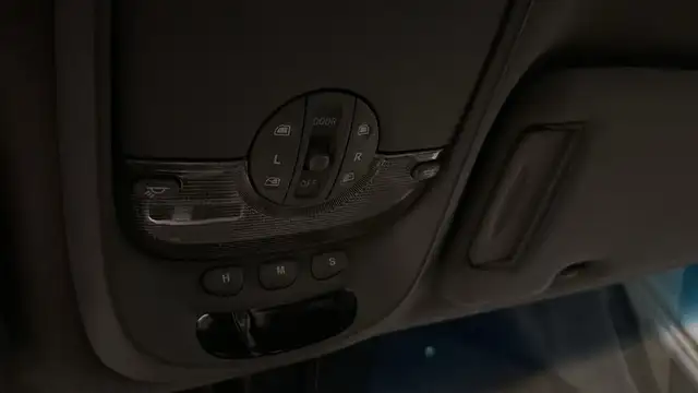 Kia Carnival view 17